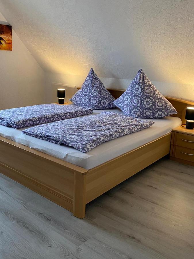 Ferienwohnung Am Schwanenteich Норден Екстериор снимка